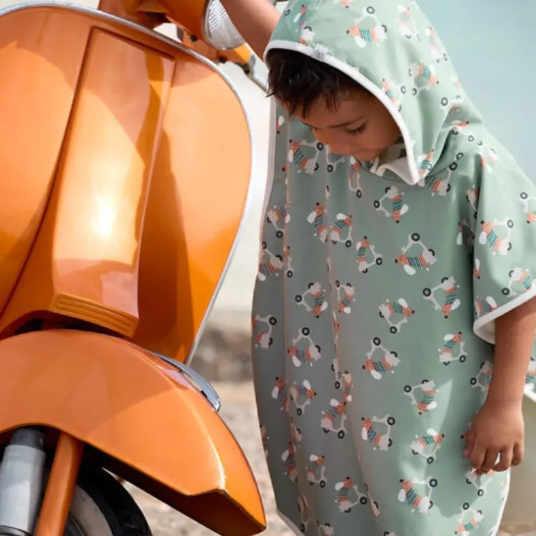 Poncho microfibres bébé - Lassig - Scooter/Chien vert