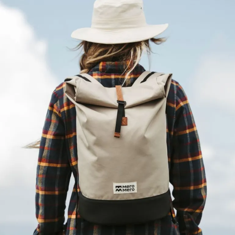 Sac à dos roll-top Wanaka - MeroMero - Sable / Brown Leather